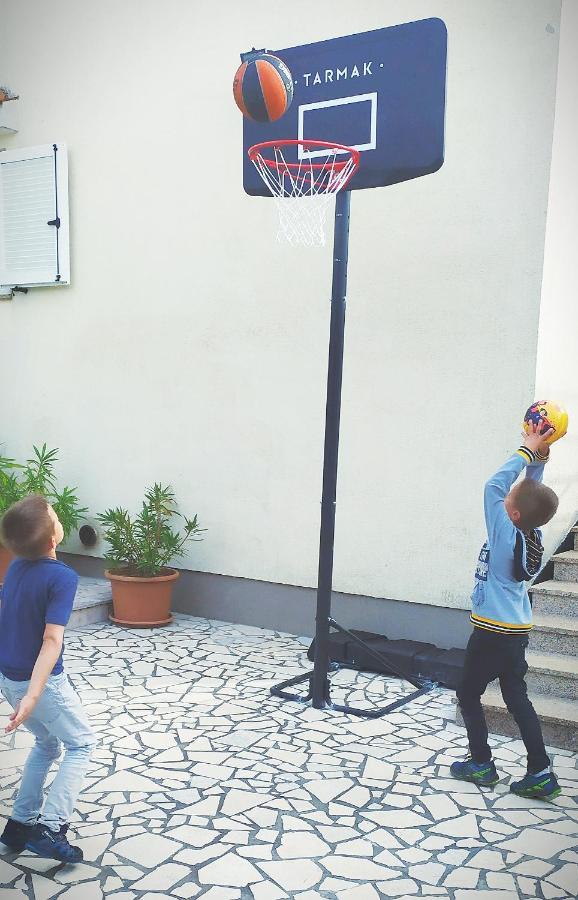 Kuca Za Odmor - Apartman Vito Daire Valtura Dış mekan fotoğraf